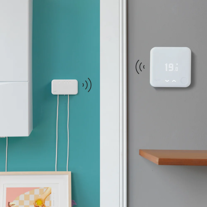 Tado Starter Kit - Vezeték nélküli intelligens termosztát V3+, központi alapcsom
